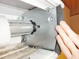 Moteur et mécanisme volet roulant Dampremy Mécanisme interne de volet roulant — réparation à Dampremy